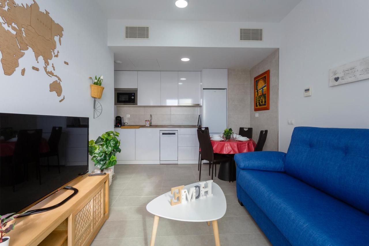 Poseidon Beach Apartment & Parking By Cadiz4Rentals ภายนอก รูปภาพ