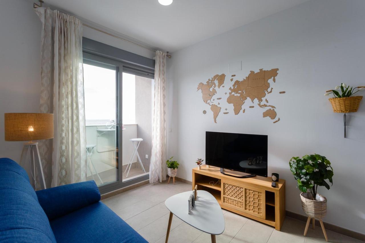 Poseidon Beach Apartment & Parking By Cadiz4Rentals ภายนอก รูปภาพ