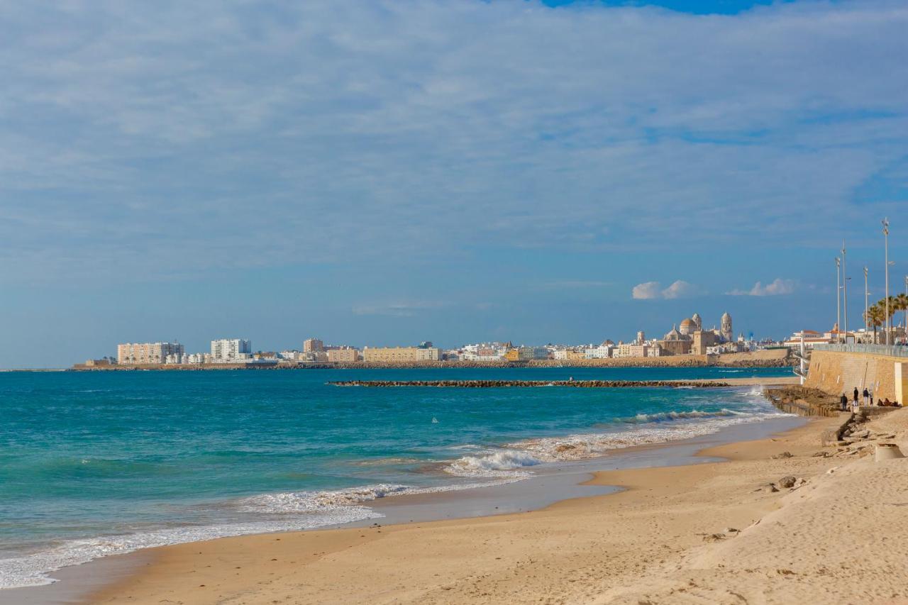 Poseidon Beach Apartment & Parking By Cadiz4Rentals ภายนอก รูปภาพ
